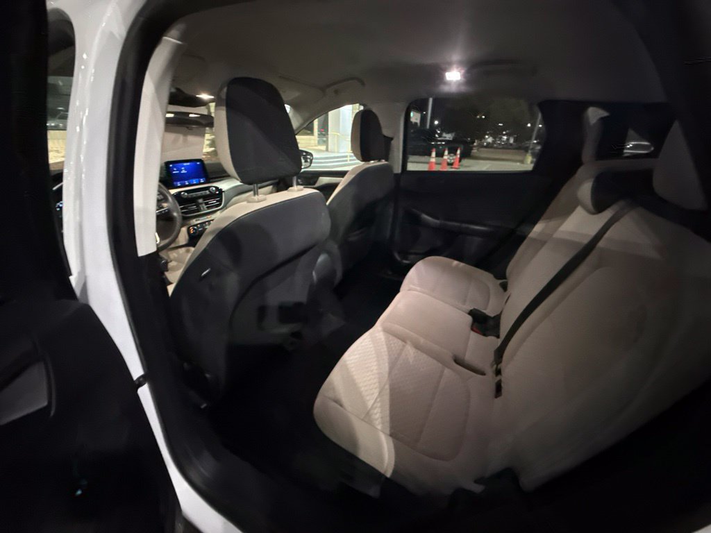 Used 2022 Ford Escape SE FWD image 12