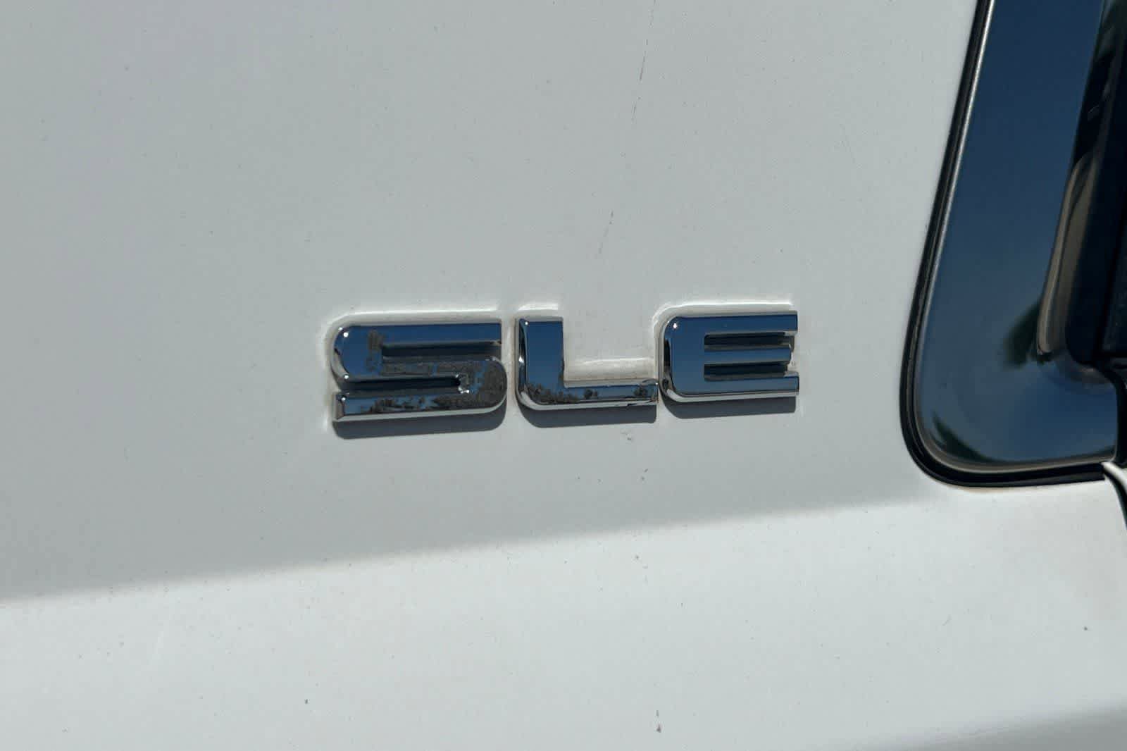 Used 2015 GMC Yukon SLE RWD image 13