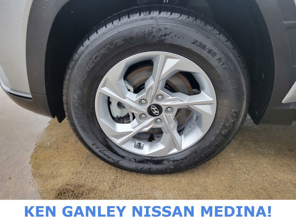 Used 2024 Hyundai Tucson SE image 18