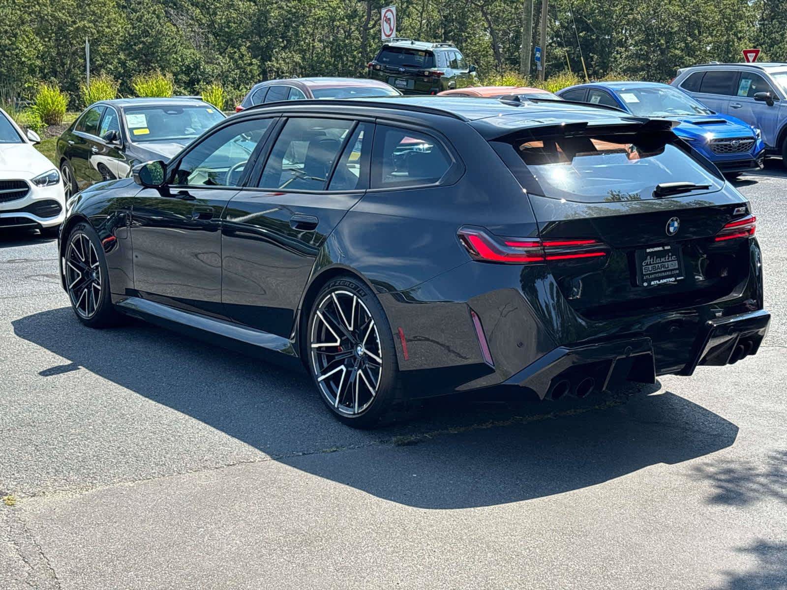 Used 2026 BMW M5 Touring AWD/4WD image 5