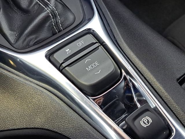 Used 2023 Chevrolet Camaro LT image 16