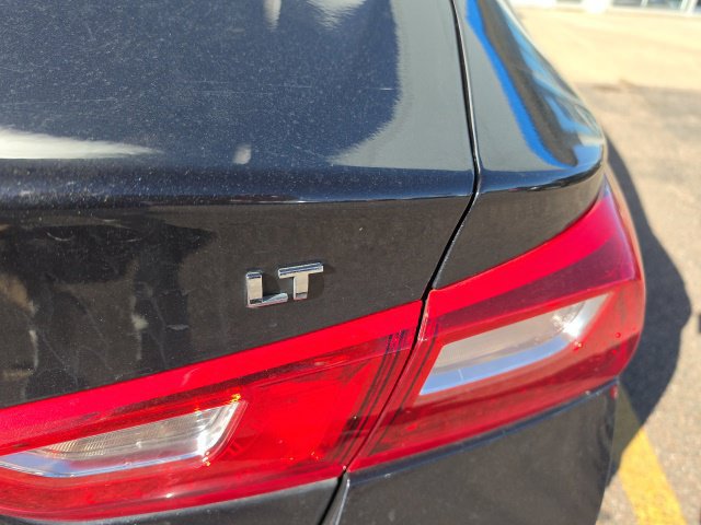 Used 2023 Chevrolet Malibu LT FWD image 5