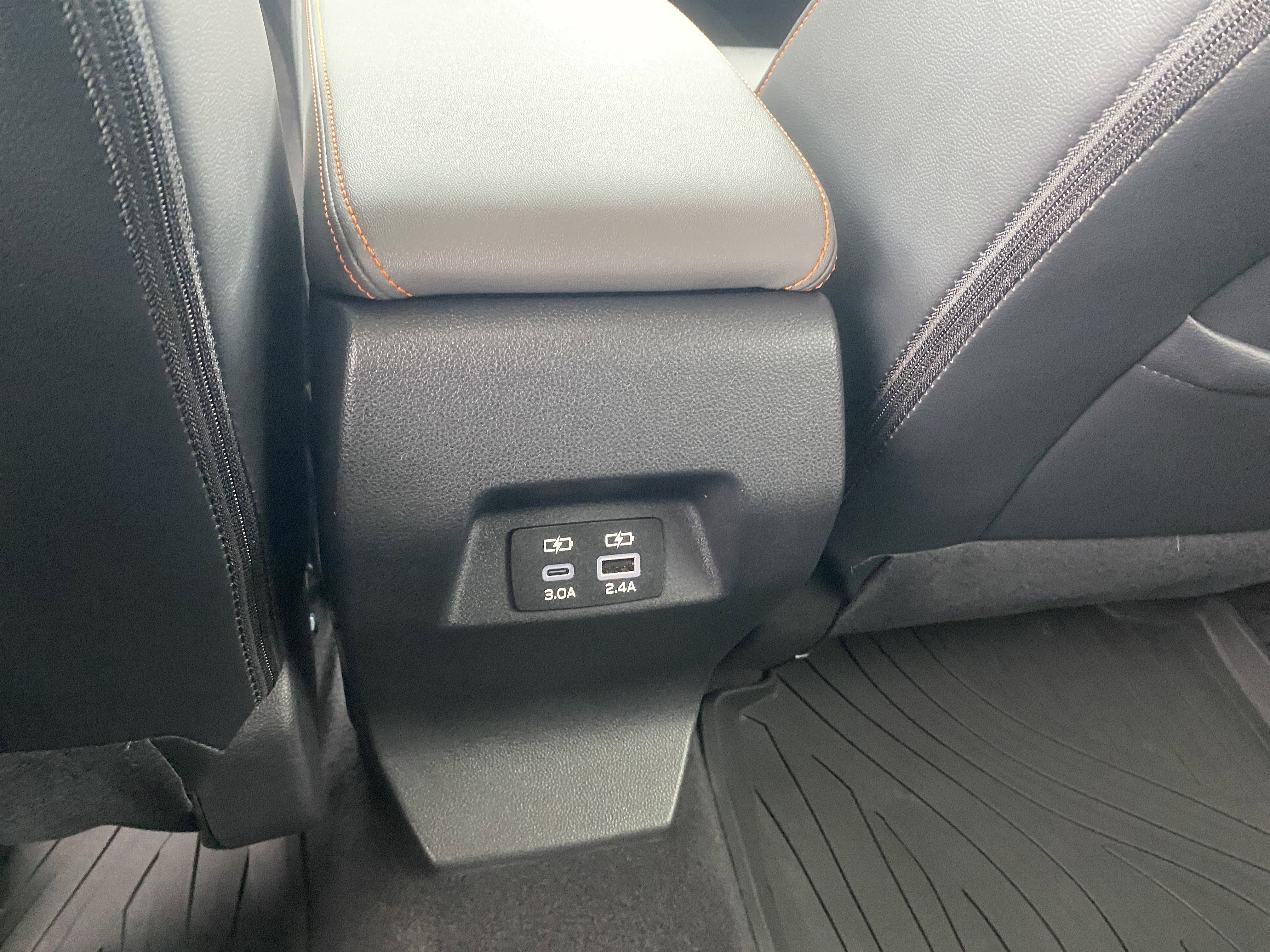 Used 2025 Subaru Crosstrek 2.5i Limited w/ Crosstrek Mirror Package image 34