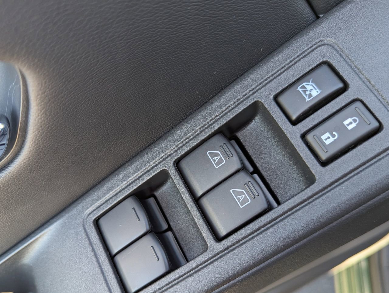 New 2026 Nissan Frontier SV w/ Tow Package image 13