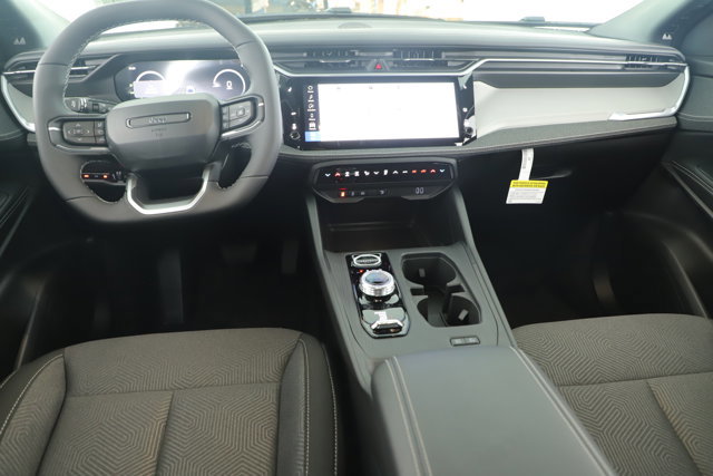 New 2026 Jeep Cherokee Laredo image 18