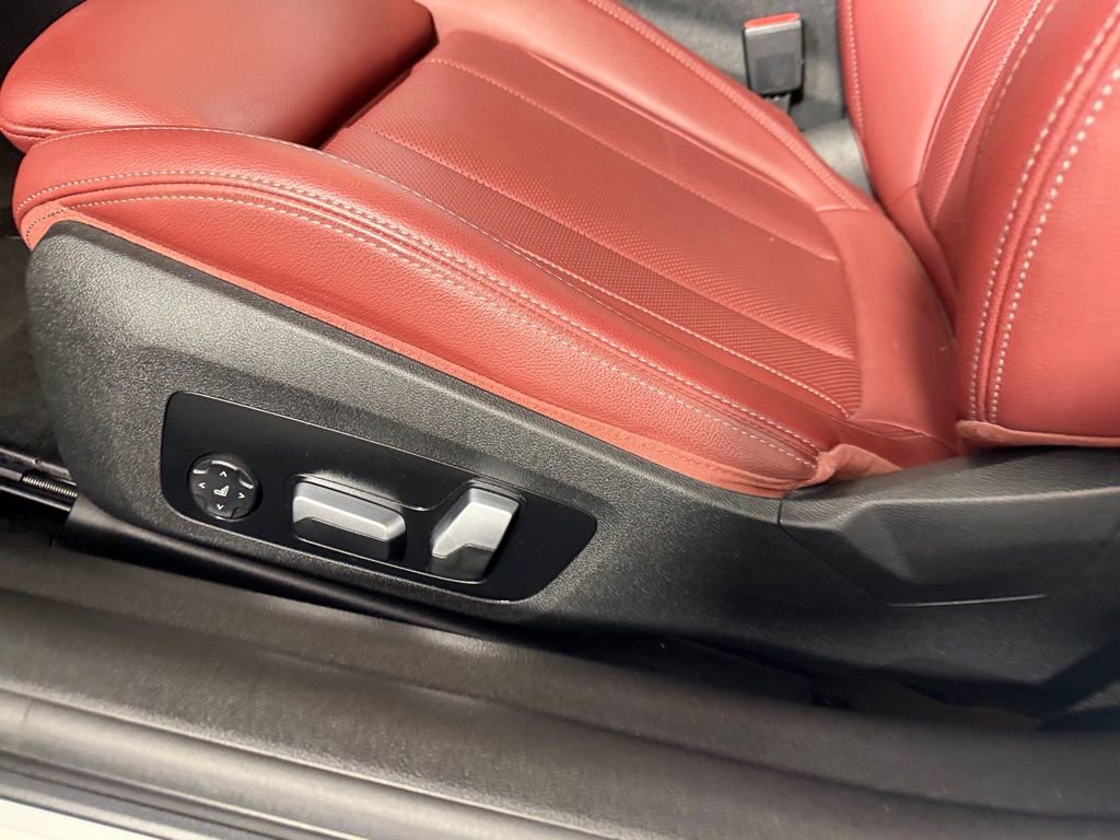 Used 2023 BMW M440i M440i w/ Premium Package image 25