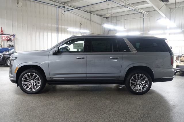 New 2026 Cadillac Escalade ESV Luxury image 4