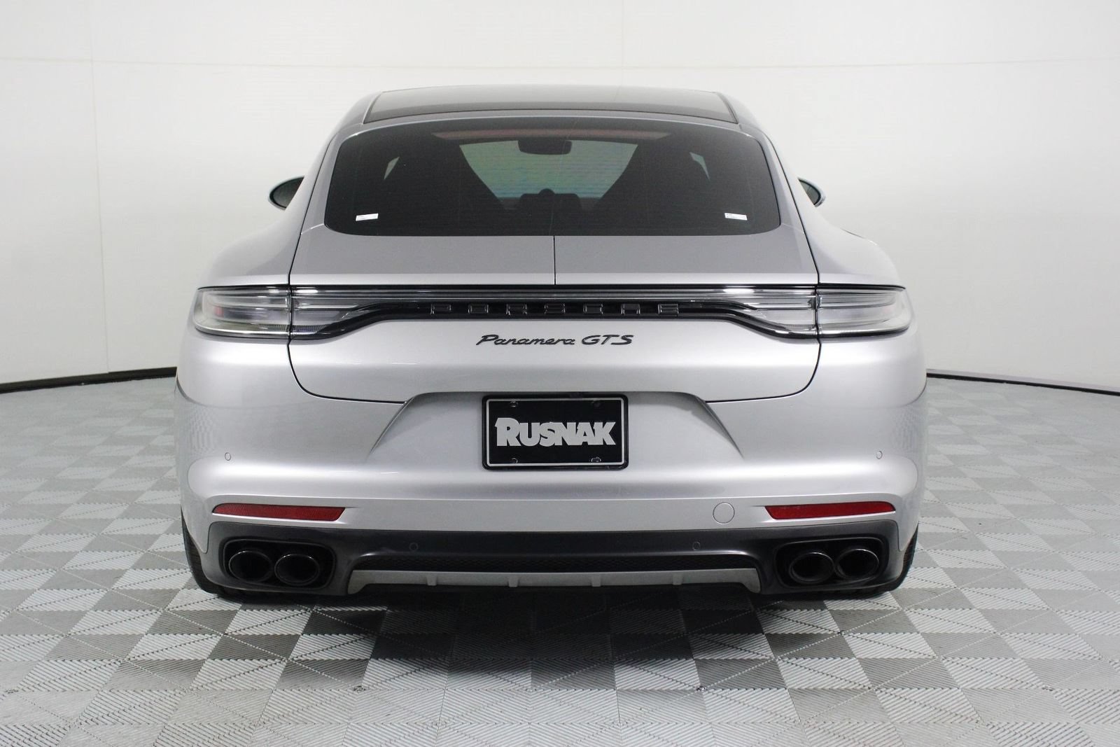 Certified 2023 Porsche Panamera GTS AWD/4WD image 6