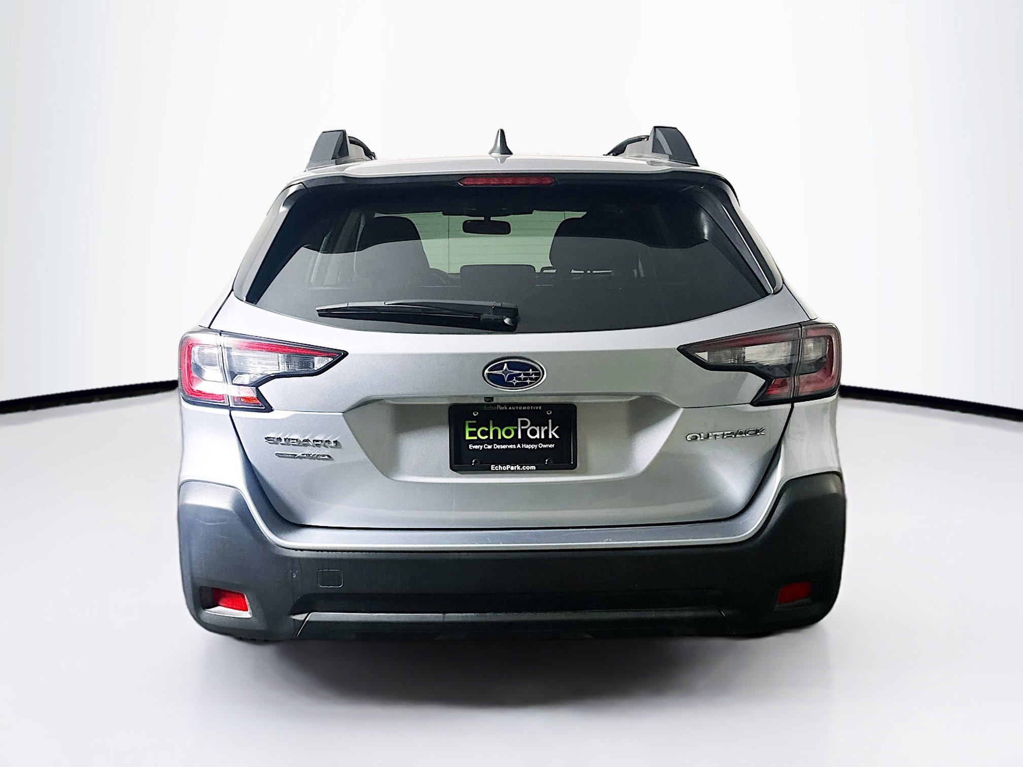 Used 2025 Subaru Outback Premium image 32