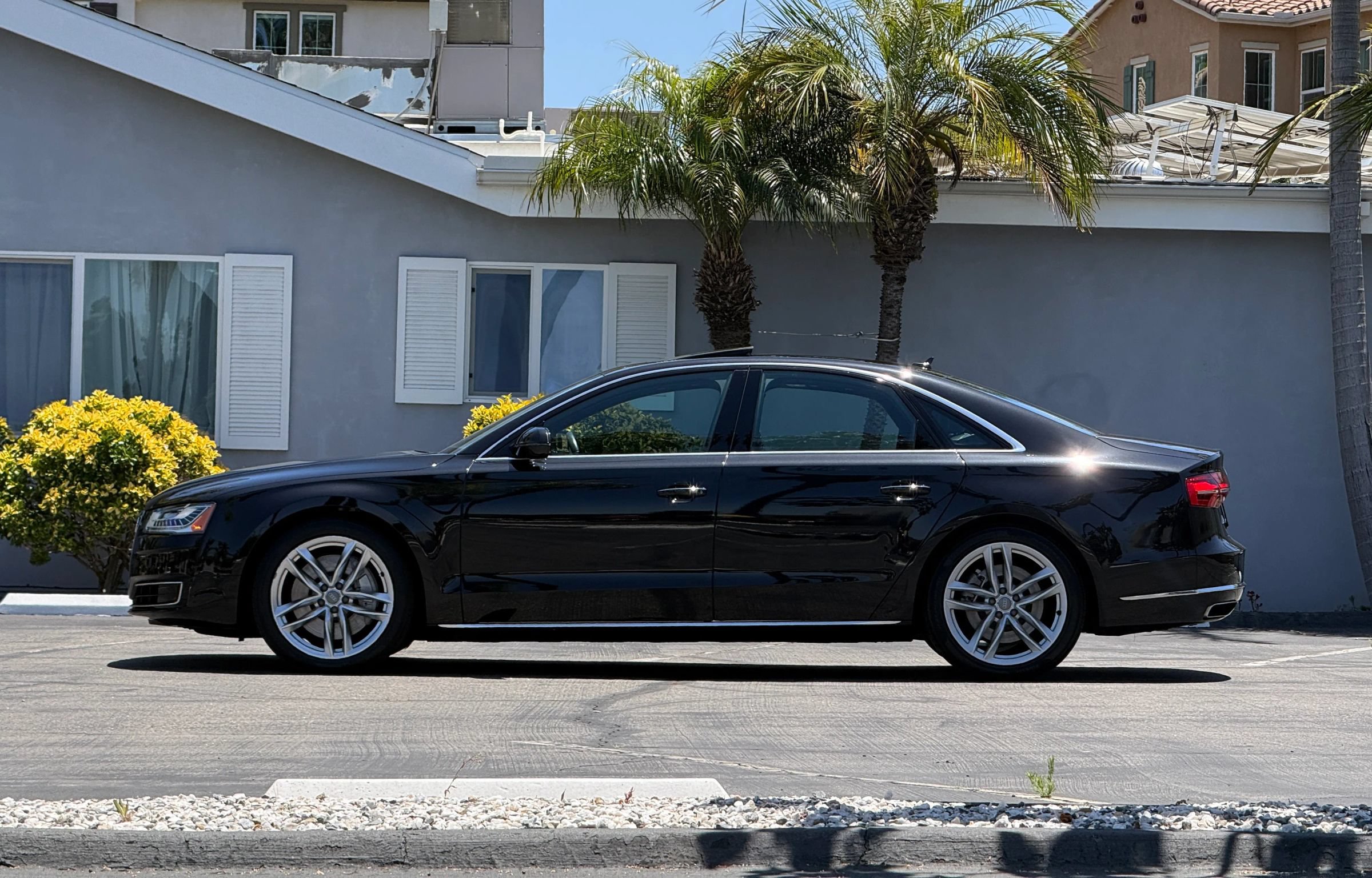 Used 2015 Audi A8 3.0T w/ Premium Package AWD/4WD image 2