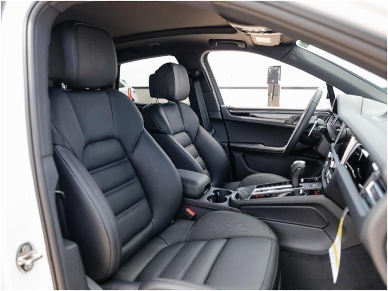 New 2025 Porsche Macan S image 28