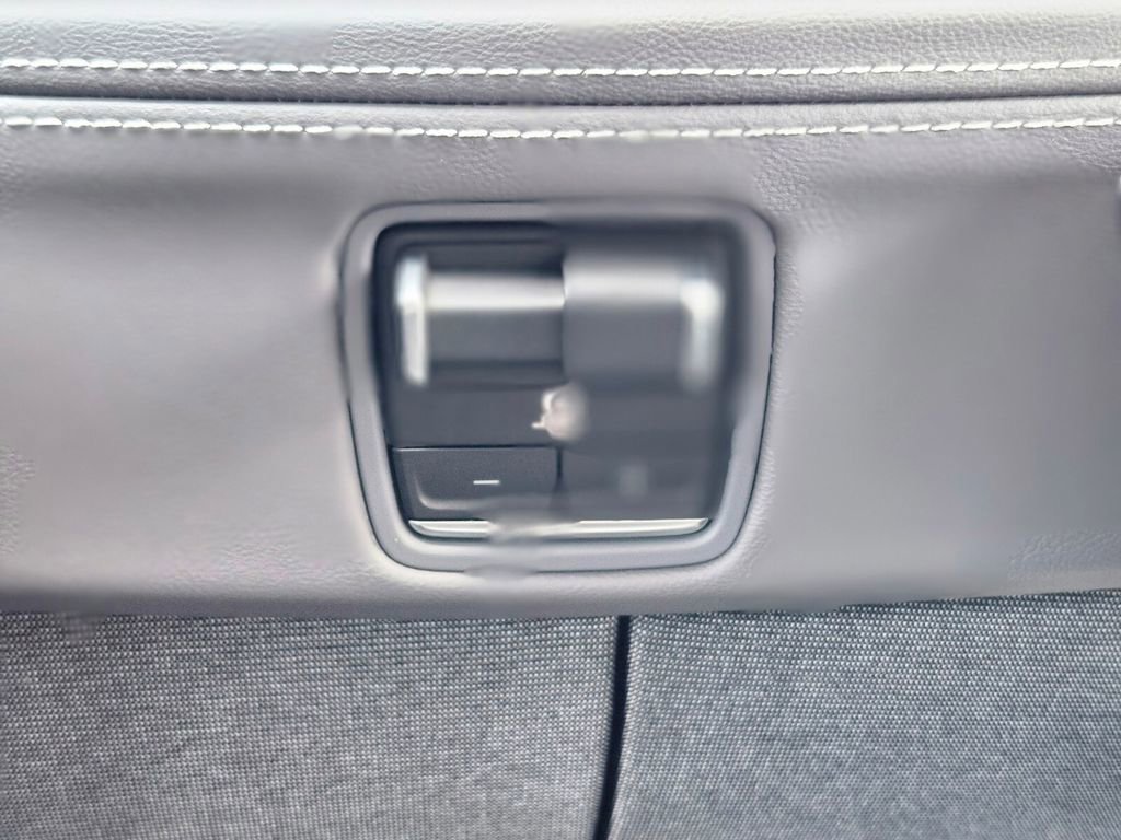 Used 2025 Cadillac Escalade IQ Luxury 1 w/ LPO, Radiant Package image 26