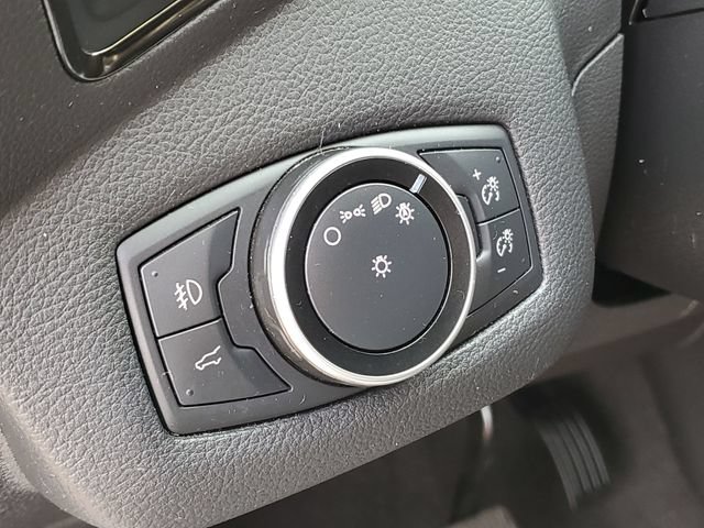 Used 2018 Ford Escape SEL FWD image 10