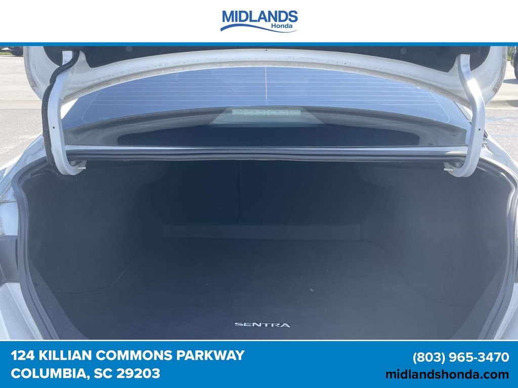 Used 2023 Nissan Sentra SR FWD image 8