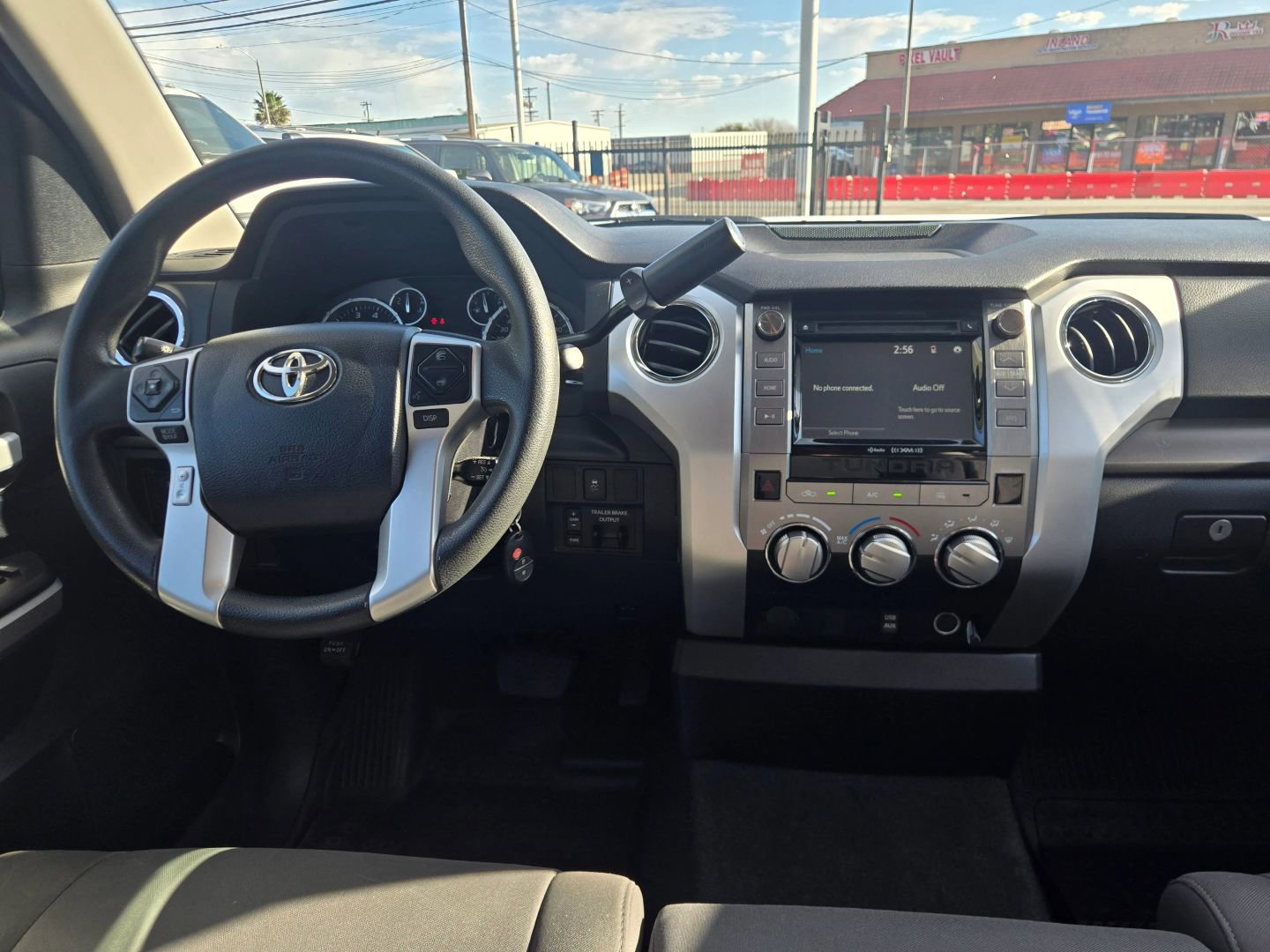Used 2017 Toyota Tundra SR5 image 19