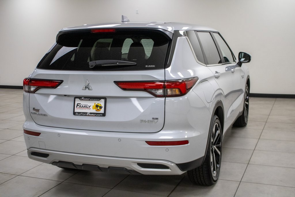 Used 2023 Mitsubishi Outlander SEL image 13