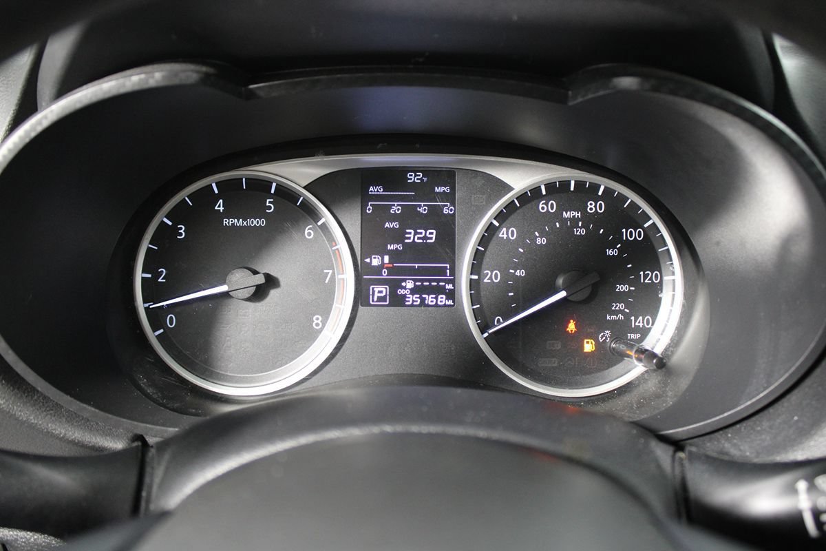 Used 2024 Nissan Versa S w/ Trunk Package FWD image 16
