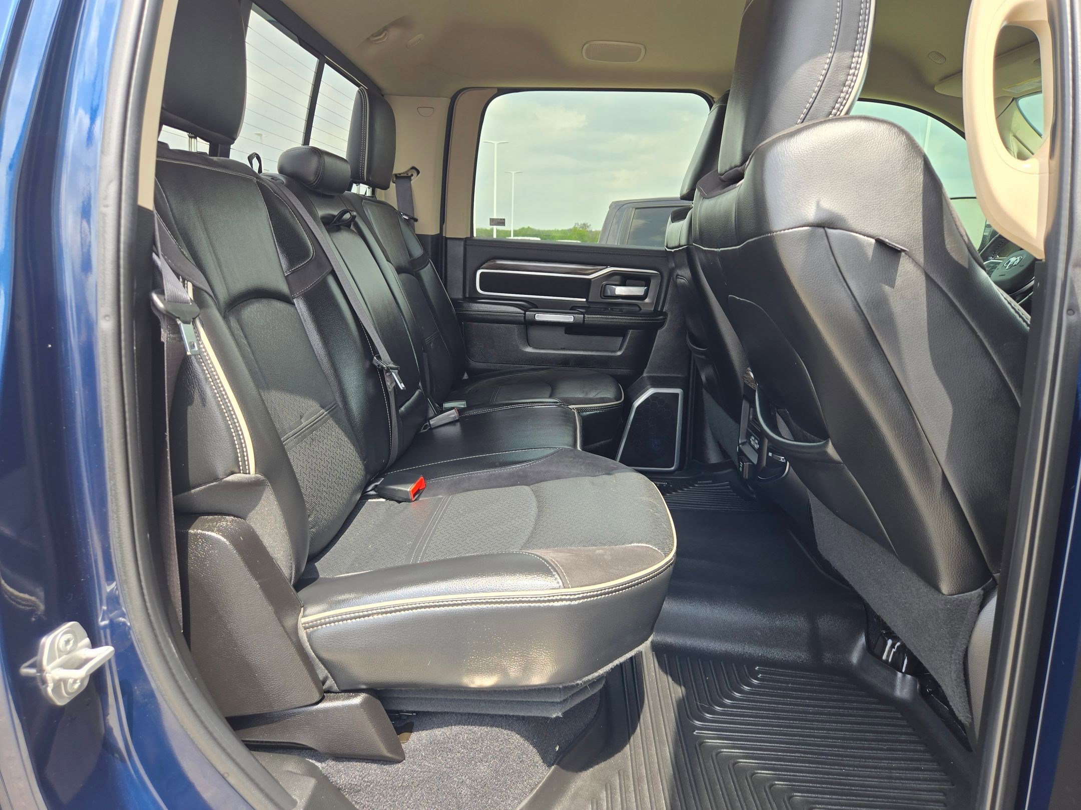 Used 2019 RAM 2500 Laramie image 16