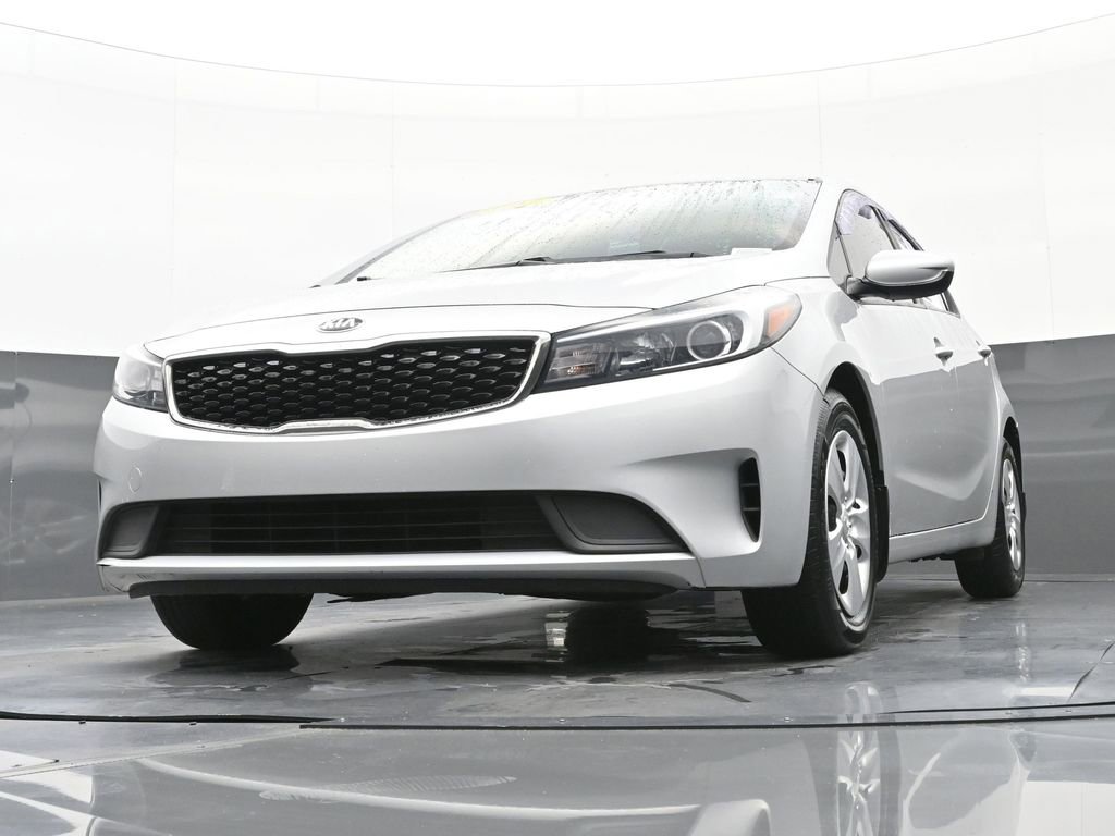 Used 2017 Kia Forte LX image 43