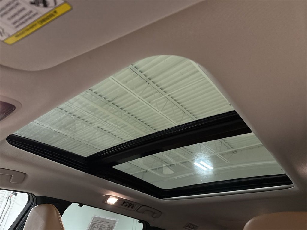 Used 2023 INFINITI QX60 Sensory w/ Vision Package image 19