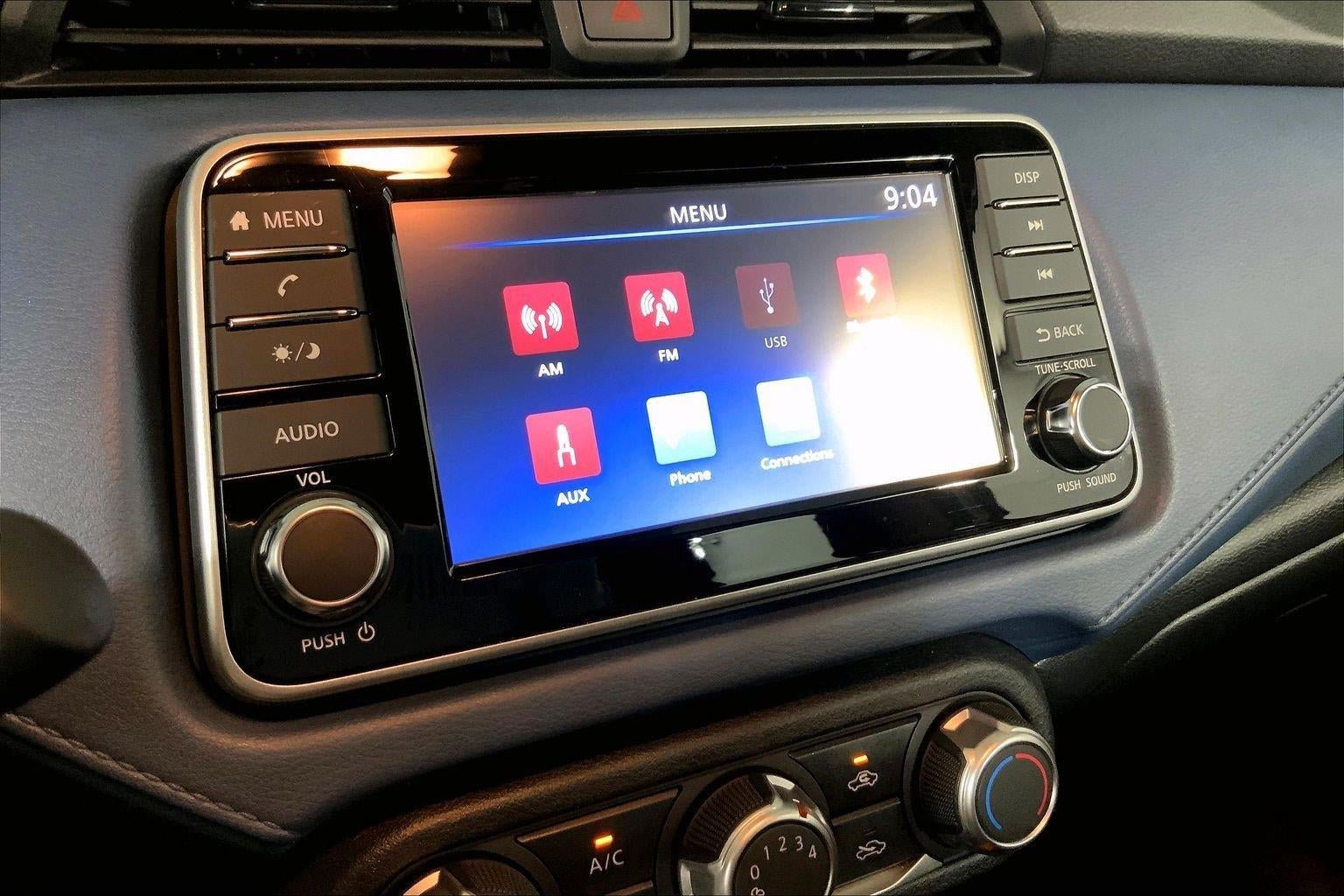 Used 2025 Nissan Versa SV FWD image 9