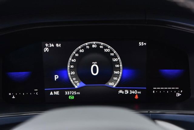 Certified 2023 Volkswagen Taos SE w/ Panoramic Sunroof Package image 12