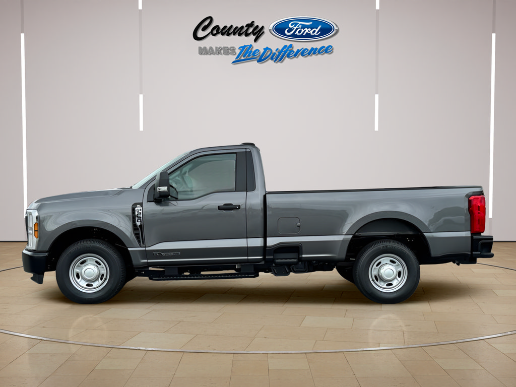 New 2025 Ford F250 XL RWD image 3