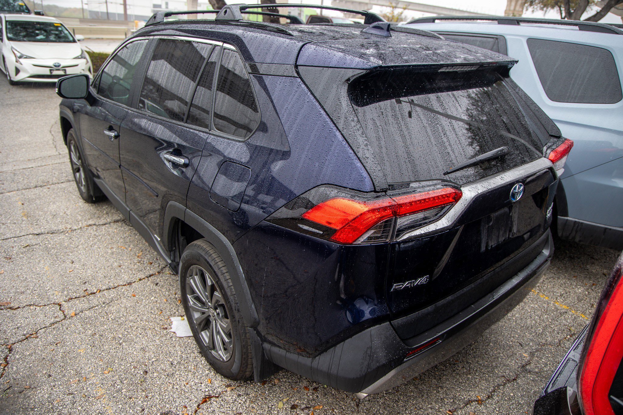 Used 2024 Toyota RAV4 Limited image 9