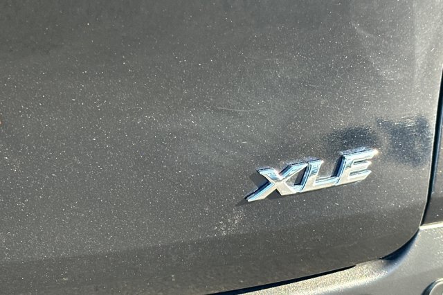 Certified 2026 Toyota Sienna XLE FWD image 34