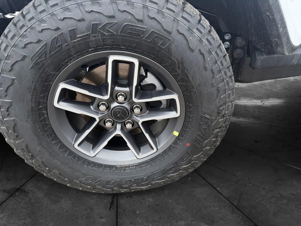 New 2026 Jeep Gladiator Mojave image 14