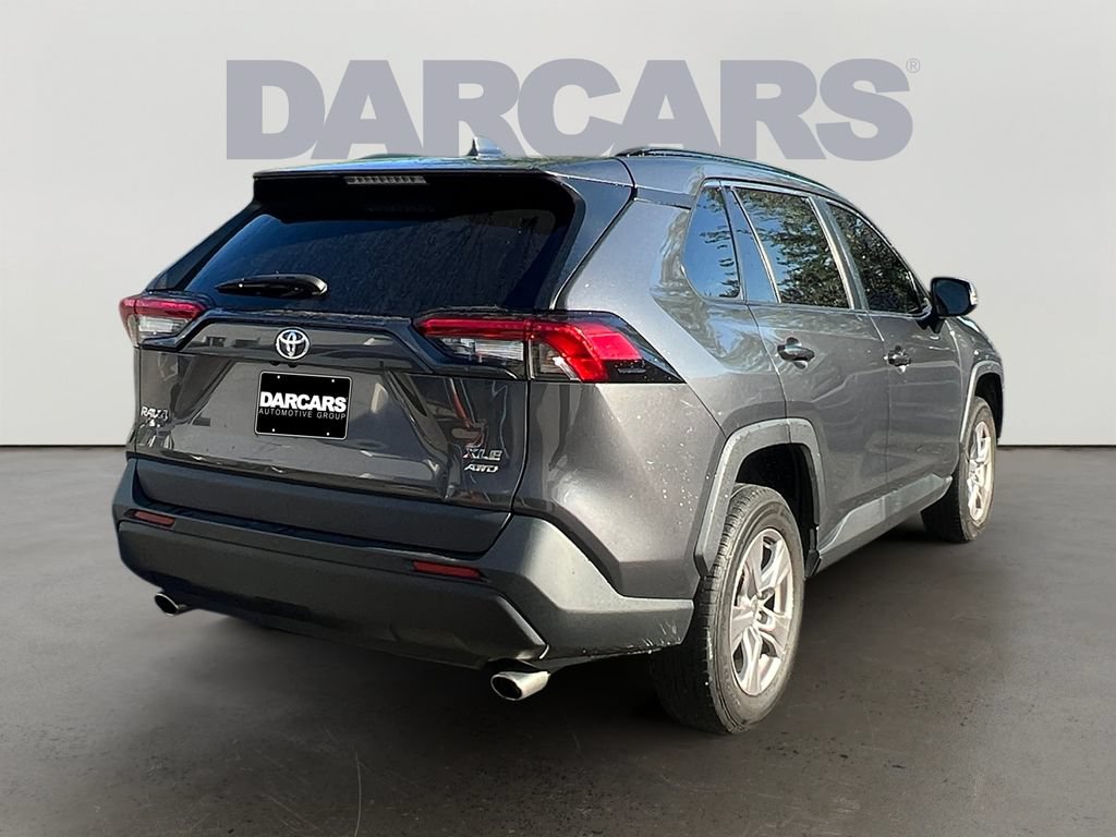 Used 2022 Toyota RAV4 XLE AWD/4WD image 7