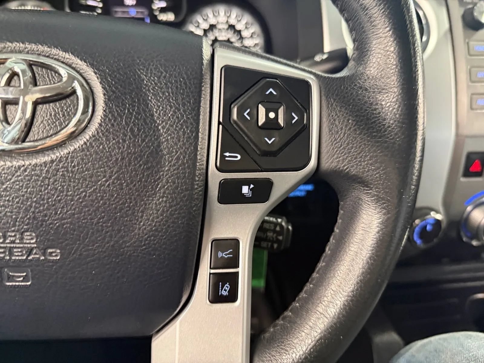 Used 2019 Toyota Tundra Limited AWD/4WD image 20