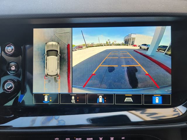 Used 2023 Buick Envision Avenir image 17