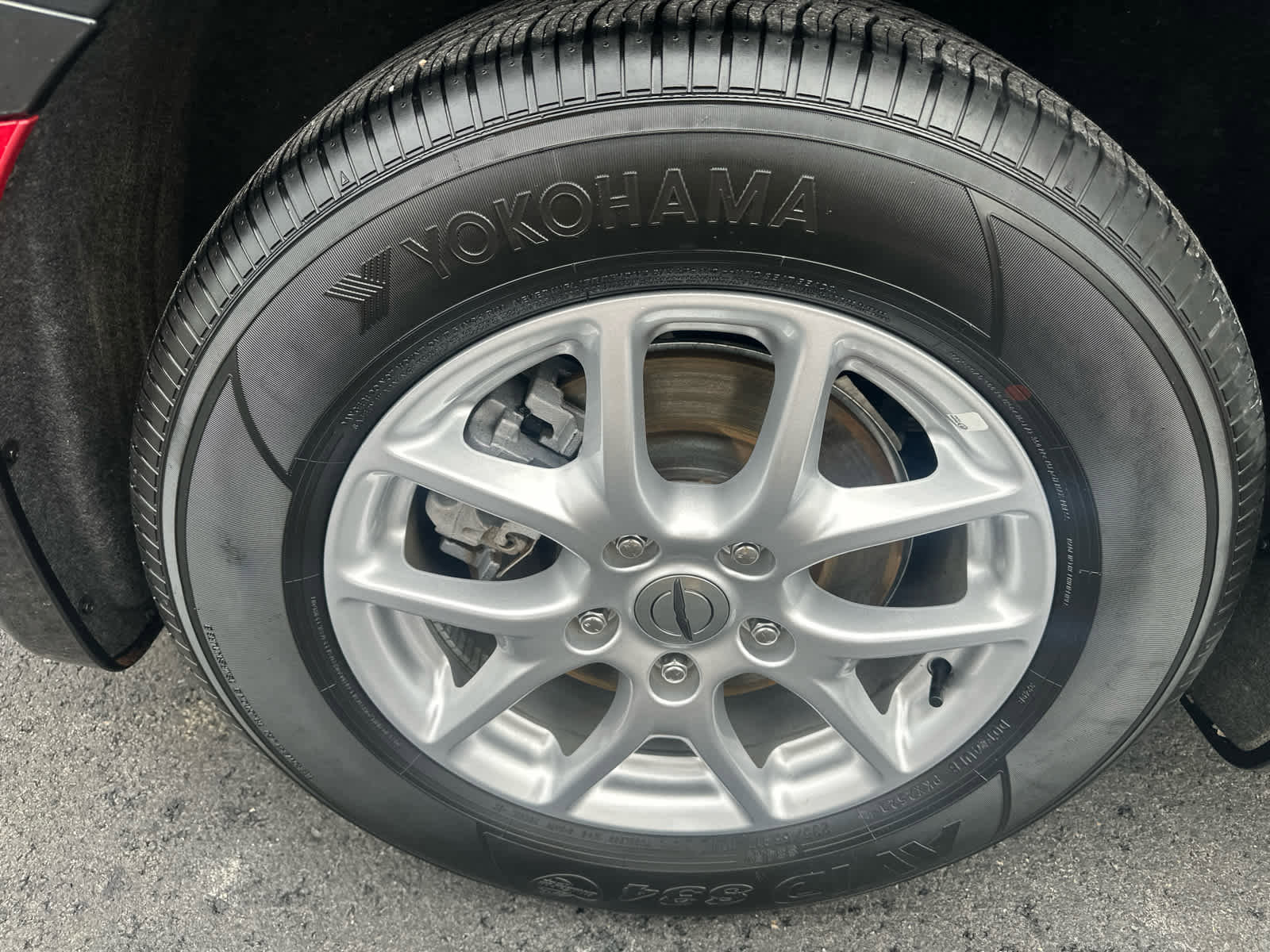 Used 2024 Chrysler Pacifica Touring-L image 10