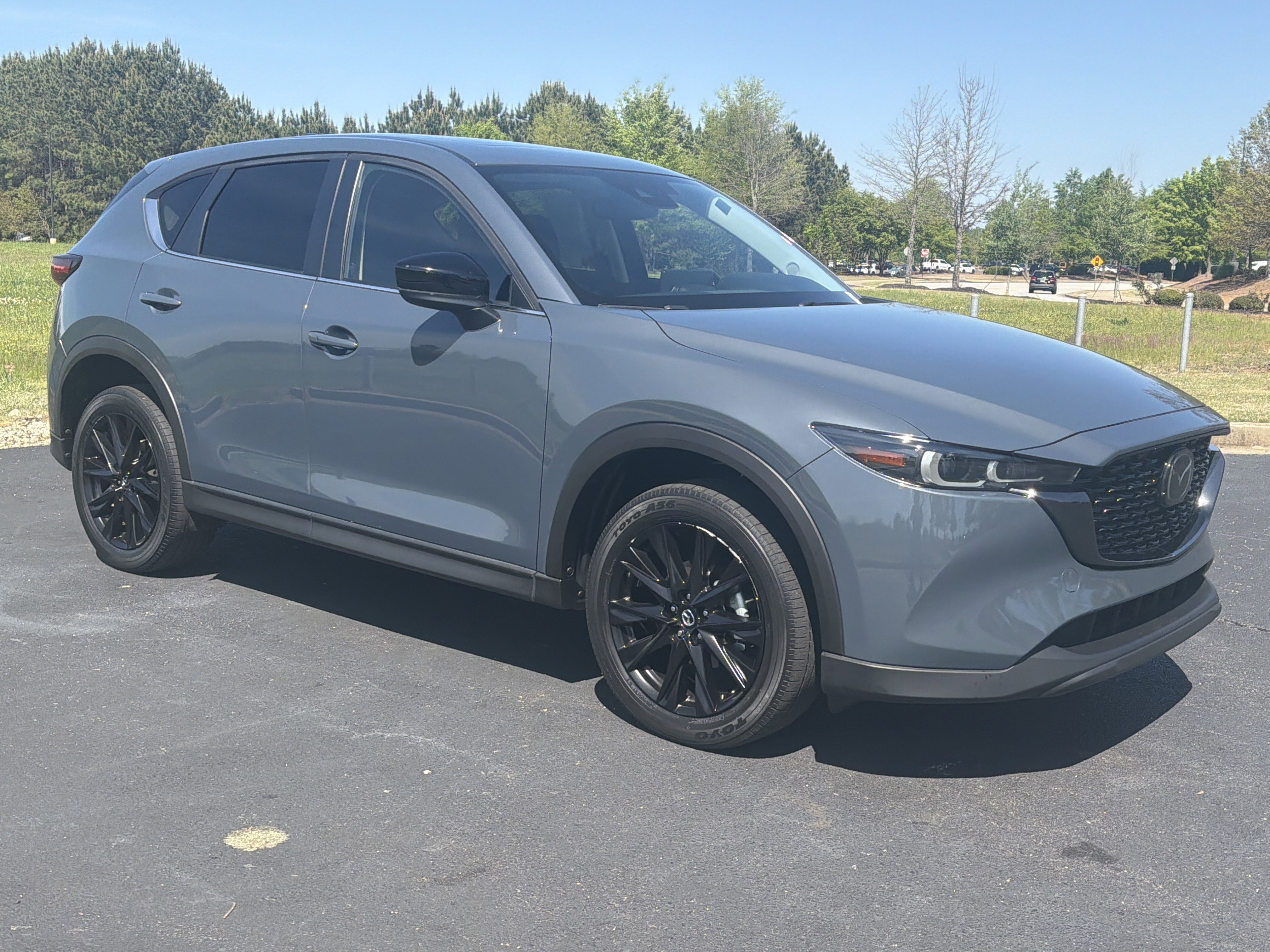 Used 2022 MAZDA CX-5 Carbon Edition image 2