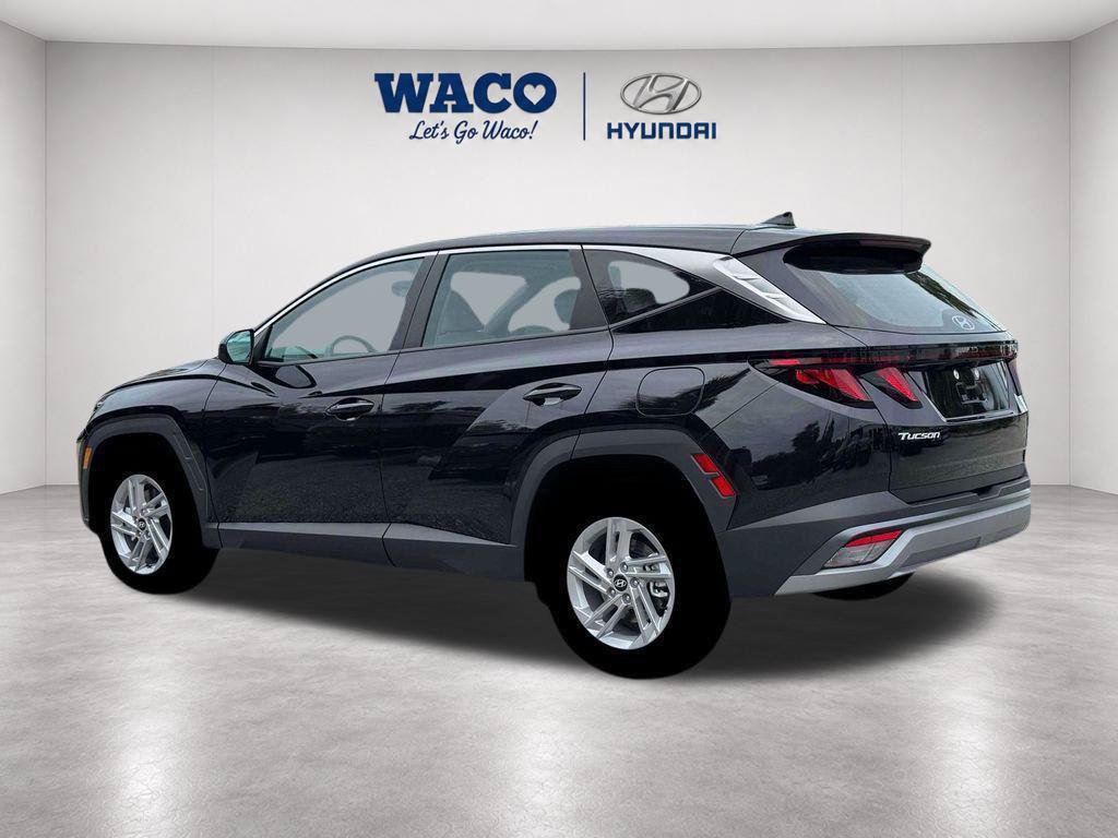 Used 2026 Hyundai Tucson SE FWD image 4