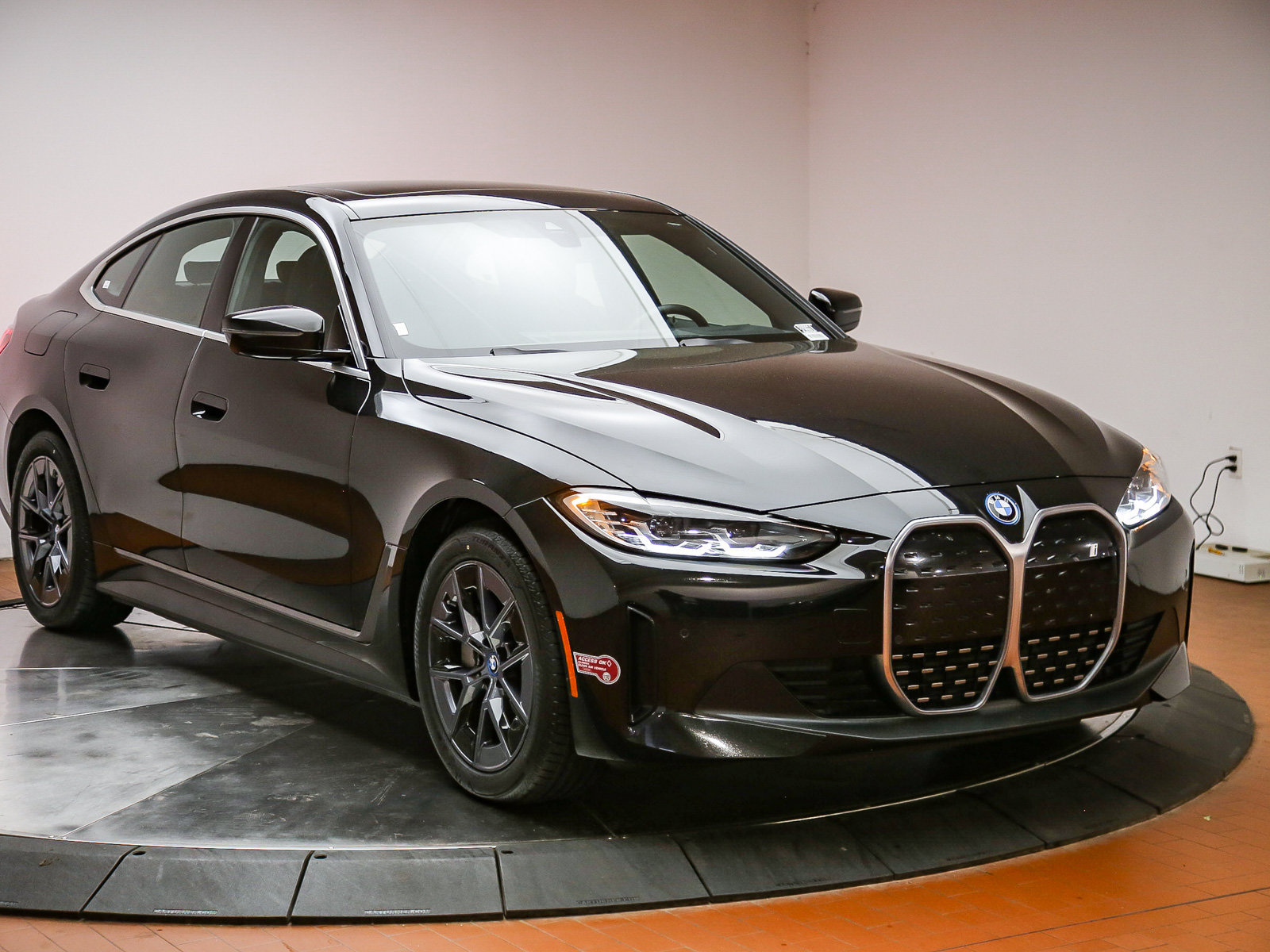 Certified 2024 BMW i4 eDrive35 w/ Premium Package RWD image 3