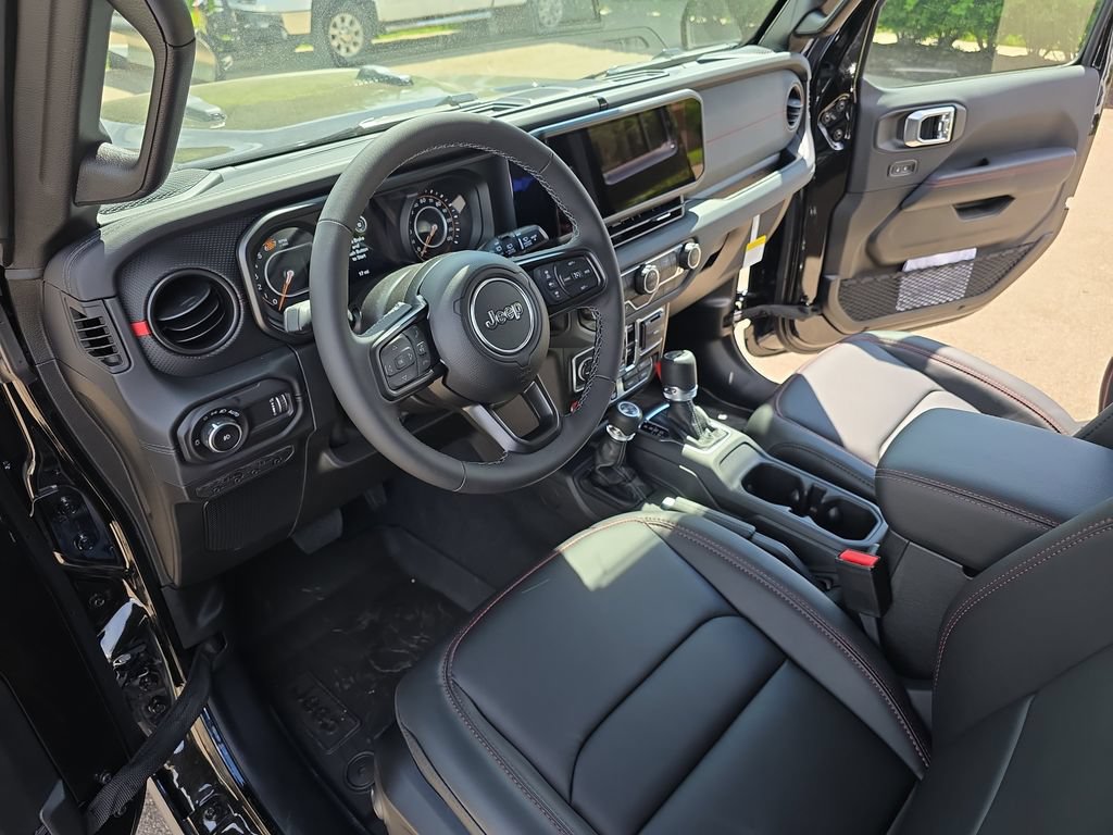 New 2026 Jeep Wrangler Unlimited Rubicon AWD/4WD image 15