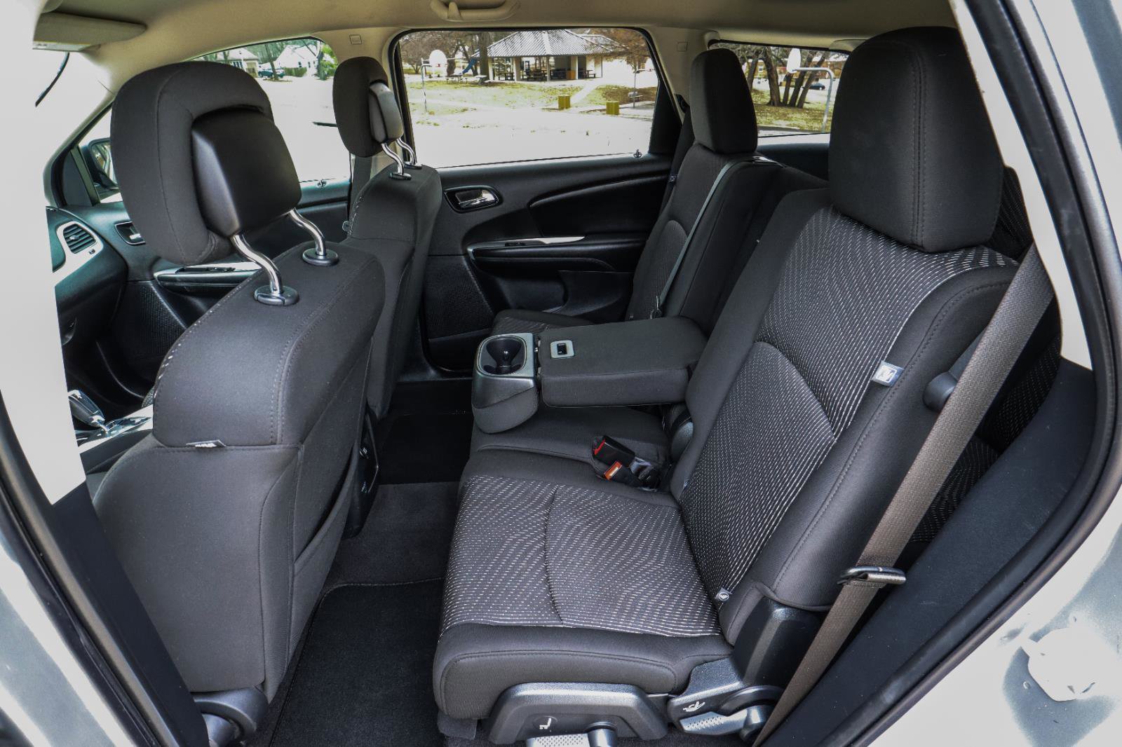 Used 2020 Dodge Journey SE FWD image 28