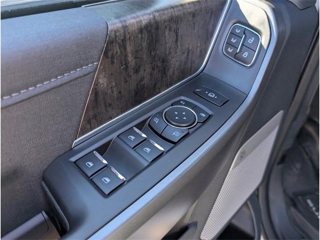 New 2026 Ford F350 Lariat w/ Chrome Package image 17