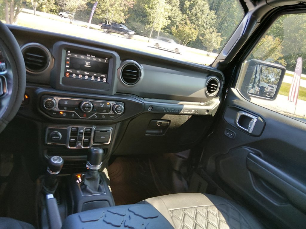 Used 2021 Jeep Wrangler Unlimited Sport AWD/4WD image 12