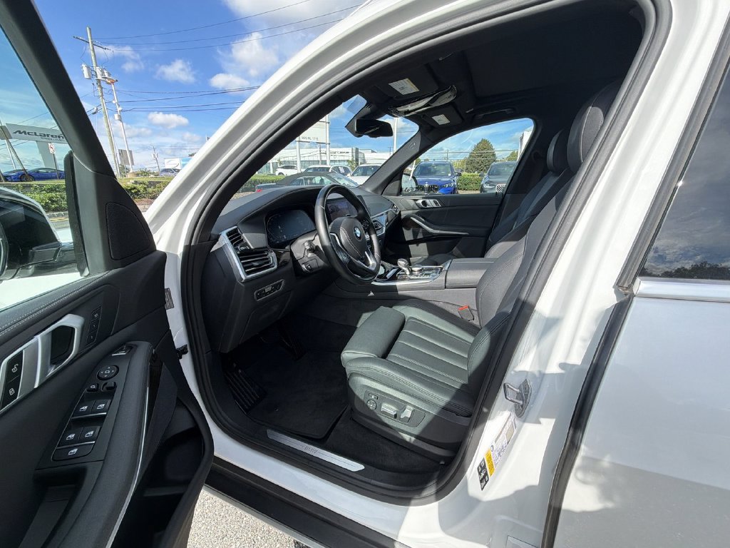Used 2019 BMW X5 xDrive40i w/ Convenience Package AWD/4WD image 10