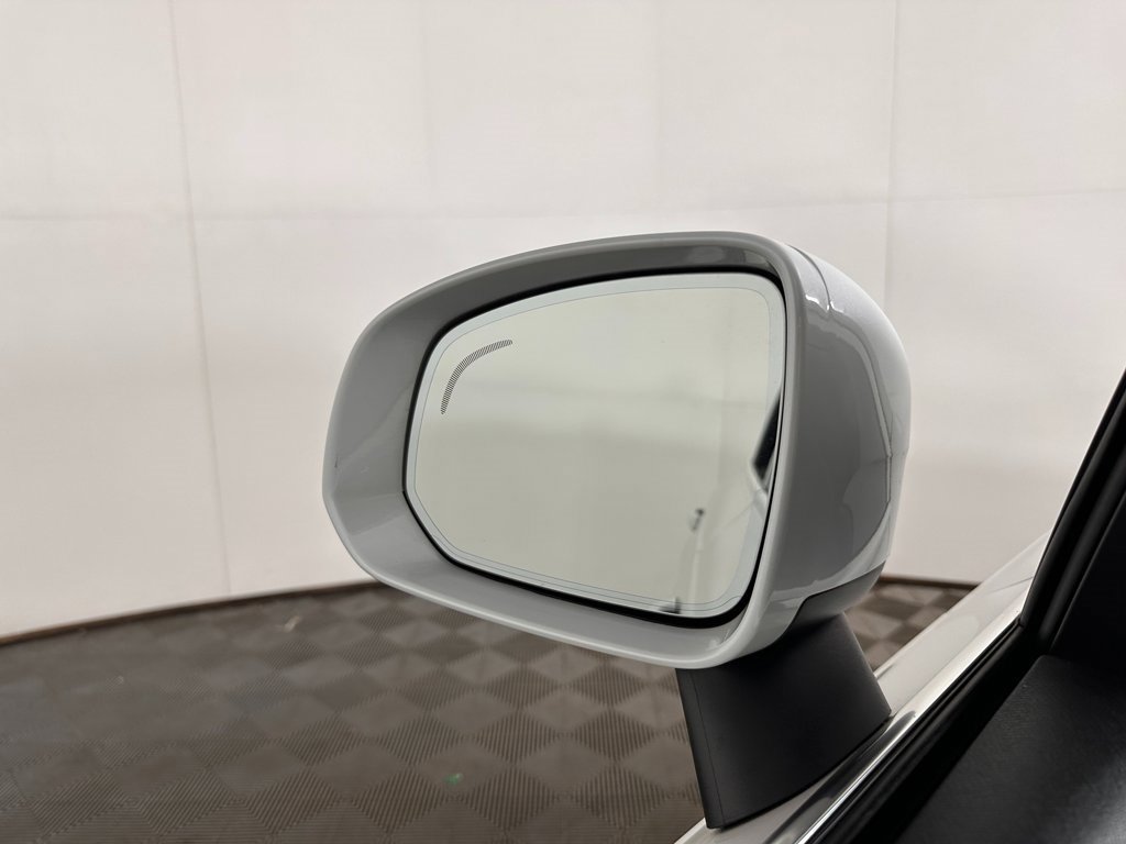 Used 2024 Volvo XC90 T8 Plus w/ Protection Package Premier image 41