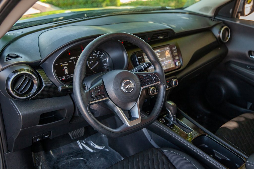 Used 2023 Nissan Kicks SV image 10