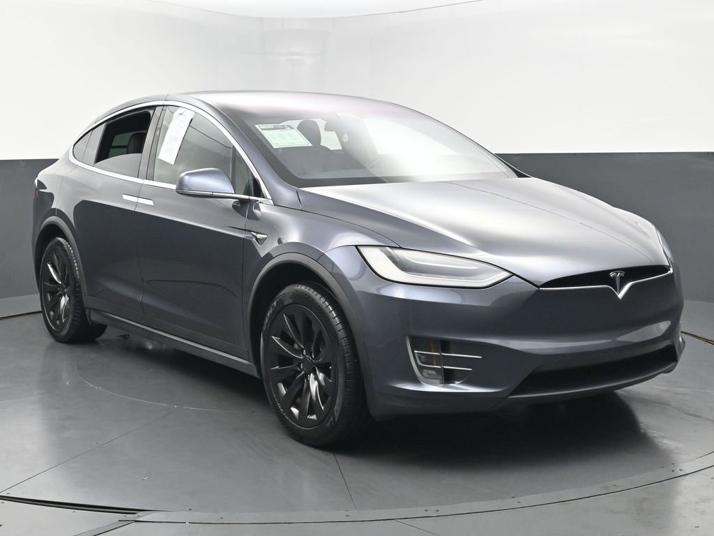Used 2020 Tesla Model X Long Range image 3