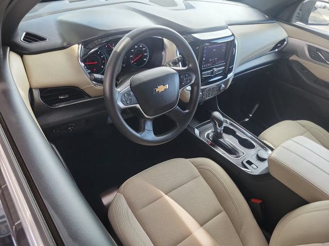 Used 2022 Chevrolet Traverse LS FWD image 6