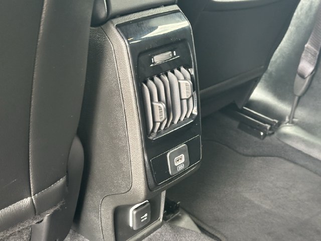 Used 2026 Jeep Compass Latitude AWD/4WD image 27