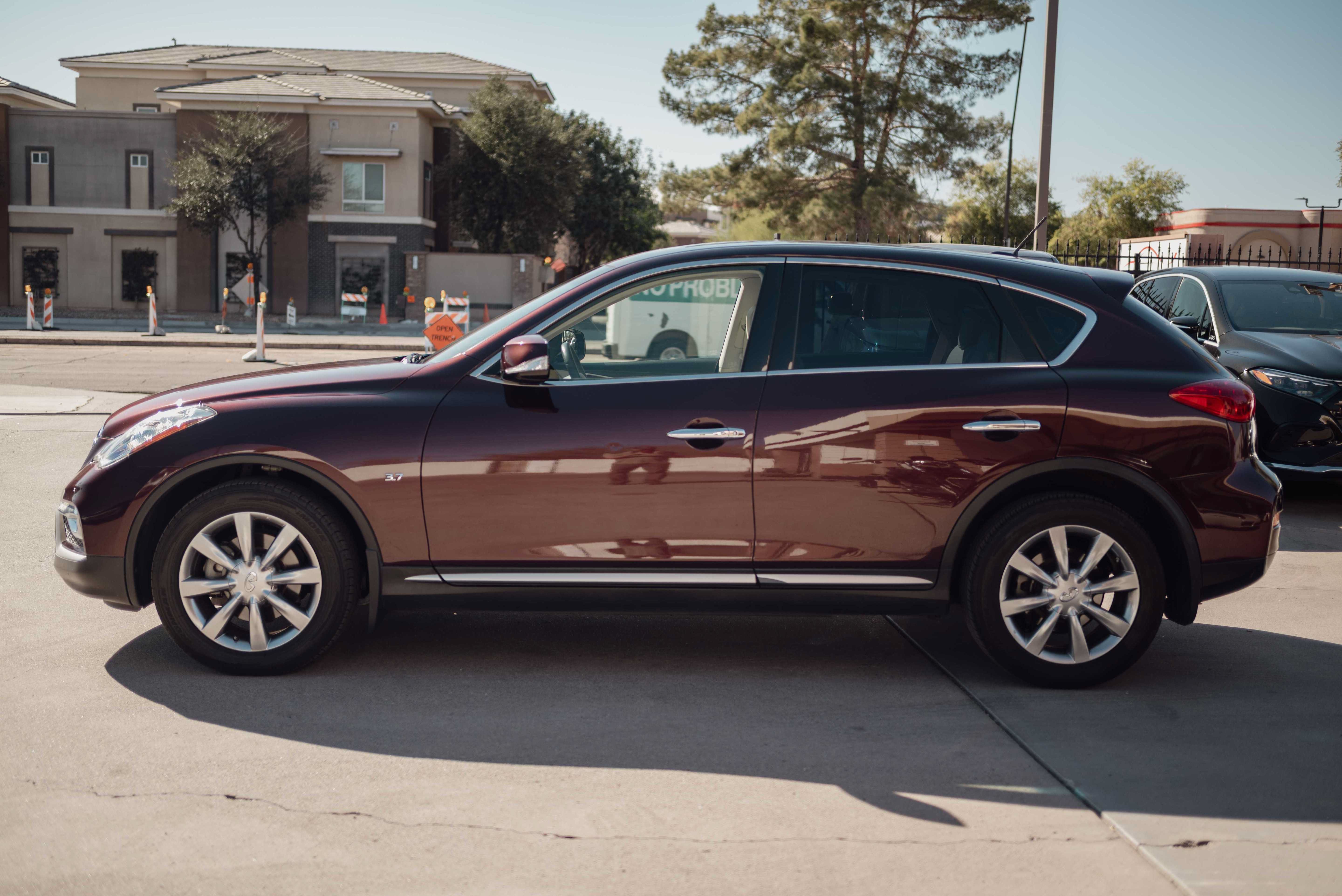 Used 2017 INFINITI QX50 2WD image 11