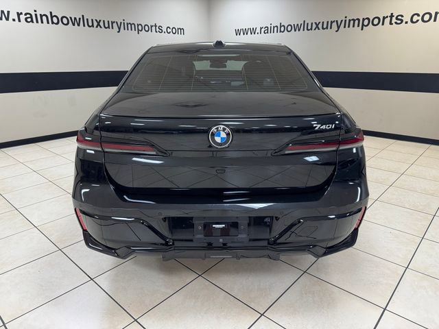Used 2023 BMW 740i RWD image 5