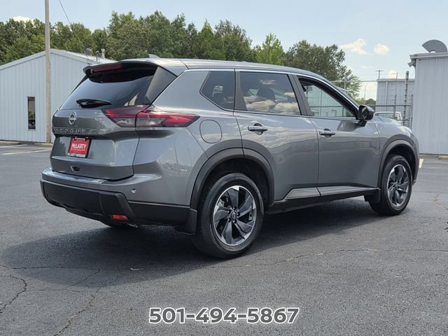Used 2026 Nissan Rogue SV FWD image 5